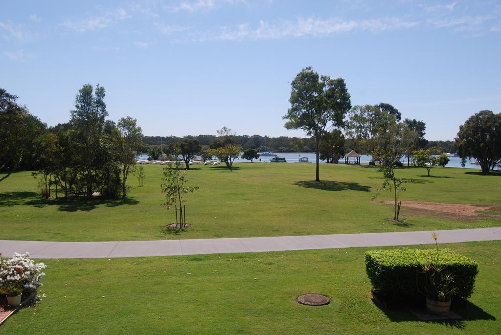 Regency Waterfront Noosa Aparthotel Noosaville Phòng bức ảnh