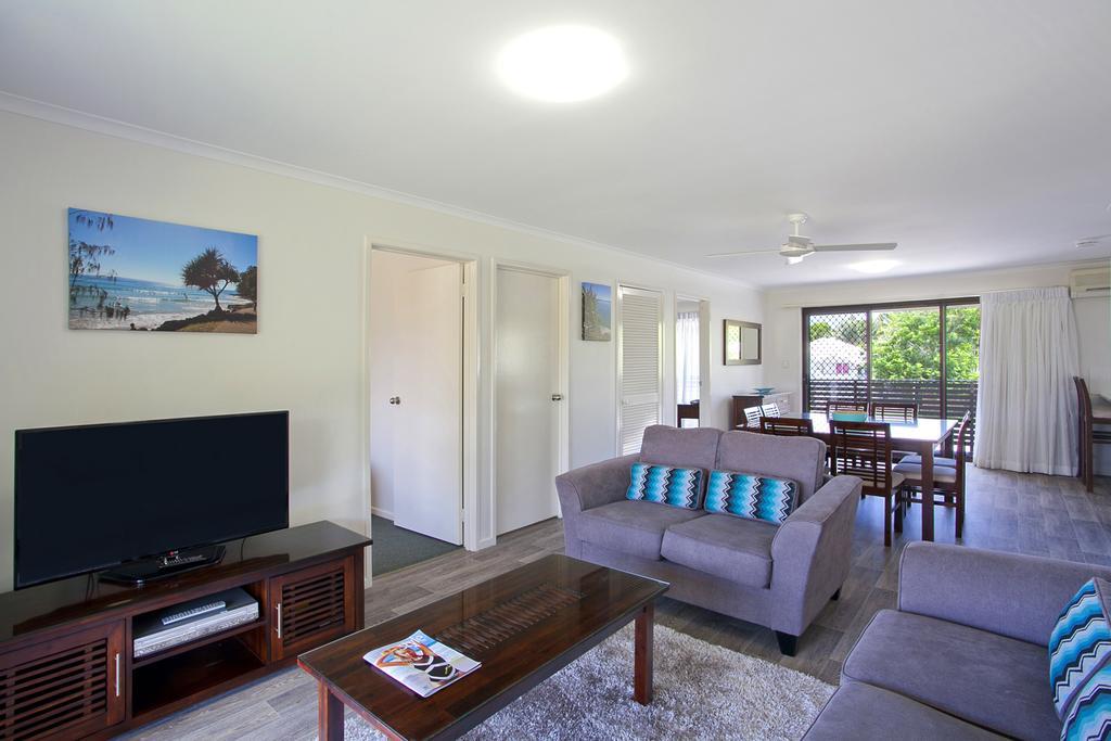 Regency Waterfront Noosa Aparthotel Noosaville Ngoại thất bức ảnh