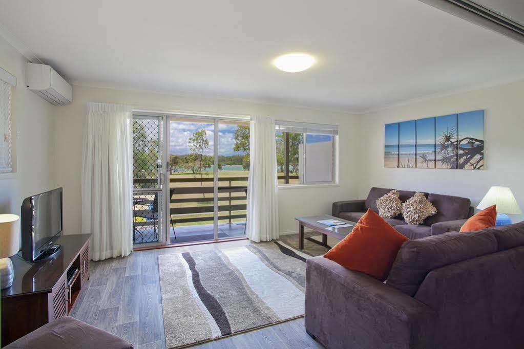 Regency Waterfront Noosa Aparthotel Noosaville Ngoại thất bức ảnh
